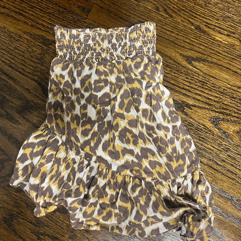 Super cute summer mini skirt - Picture 3 of 4
